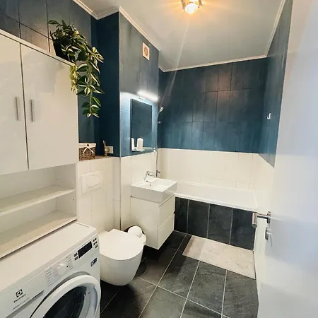 One Nordone Iulius Town Apartament *